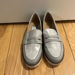 Never worn small healed women’s loafers